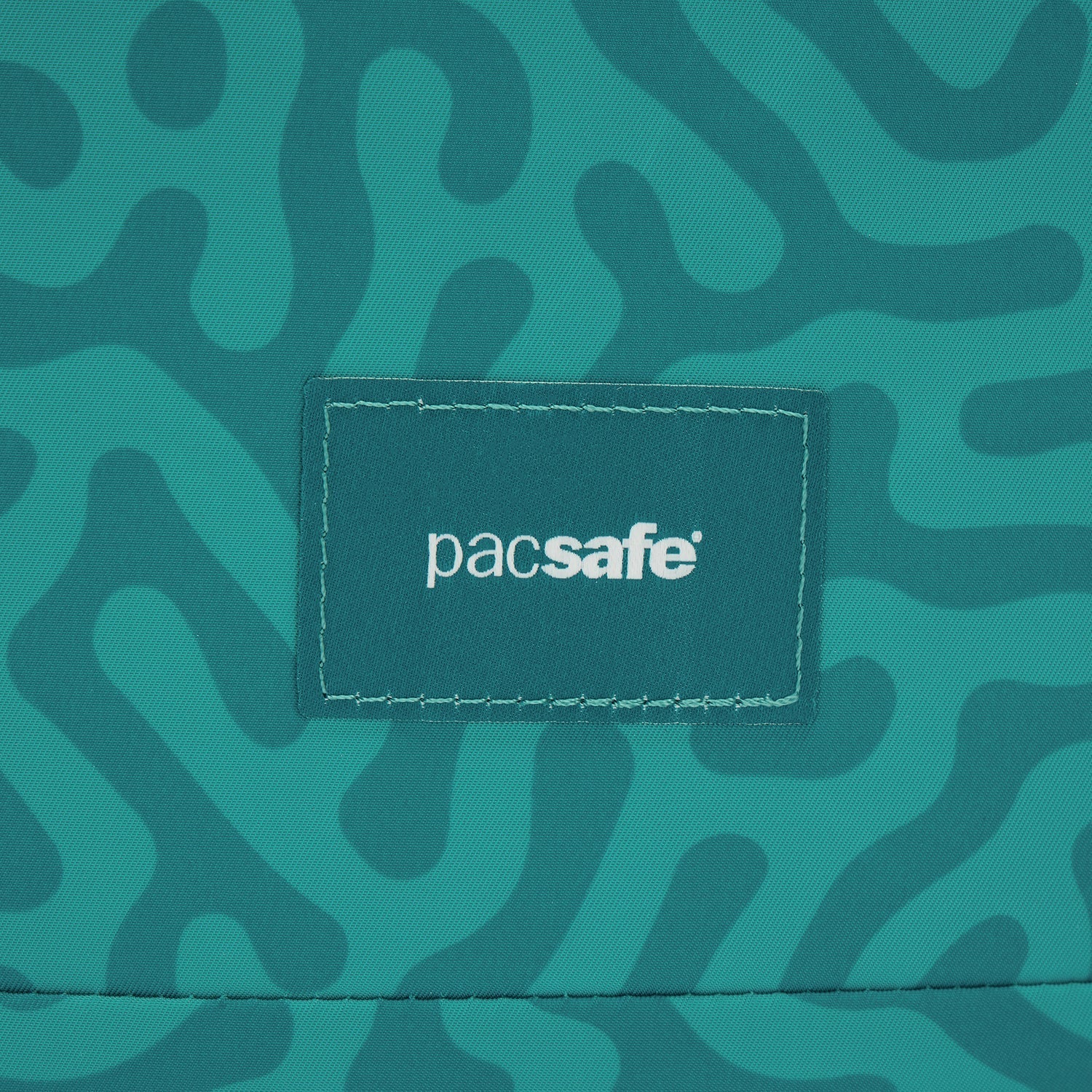 Product image of Pacsafe® GO Anti-Theft Totepack