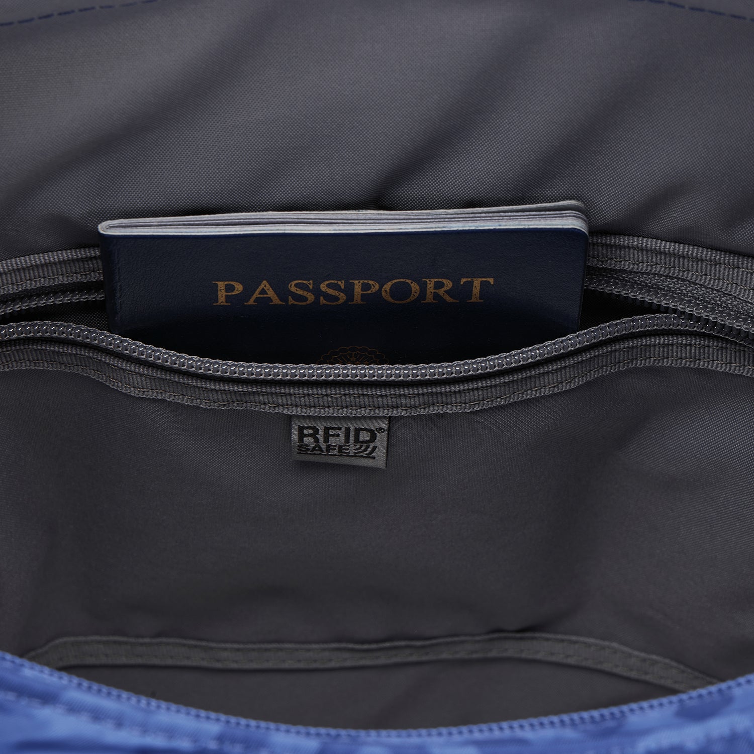 Product image of Pacsafe® GO Anti-Theft Totepack