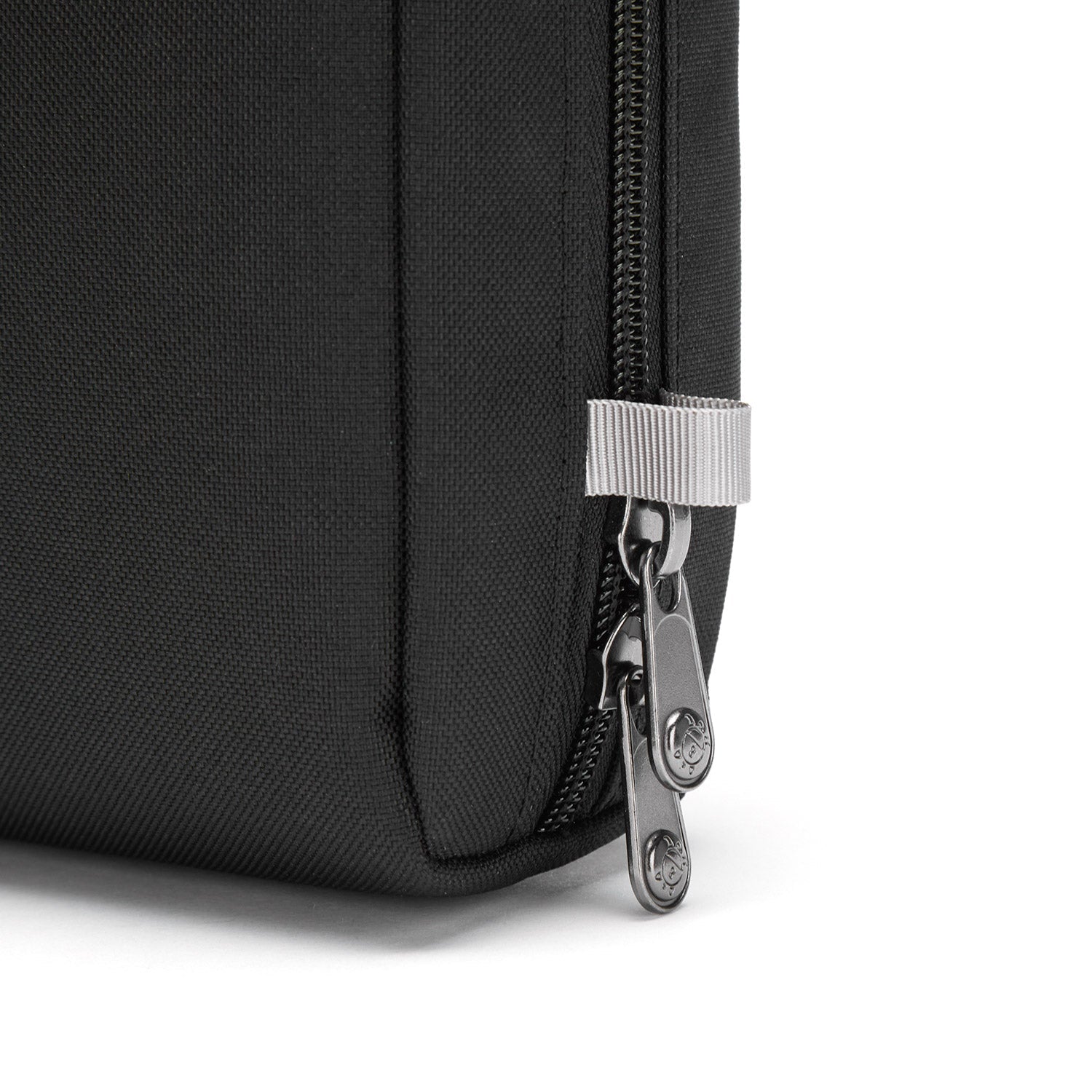 Product image of Pacsafe® RFIDsafe™ RFID blocking gear pouch