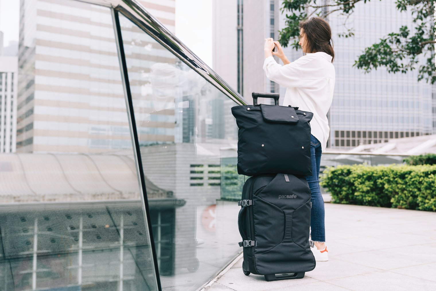 The Travel Hack Backpack & Tote Bag - Stylish Luggage For Any Trip
