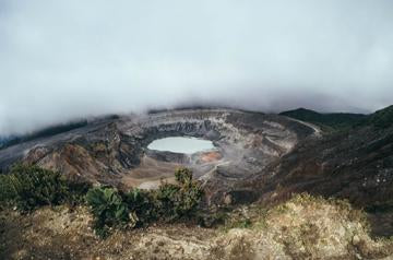 volcano in costa rica