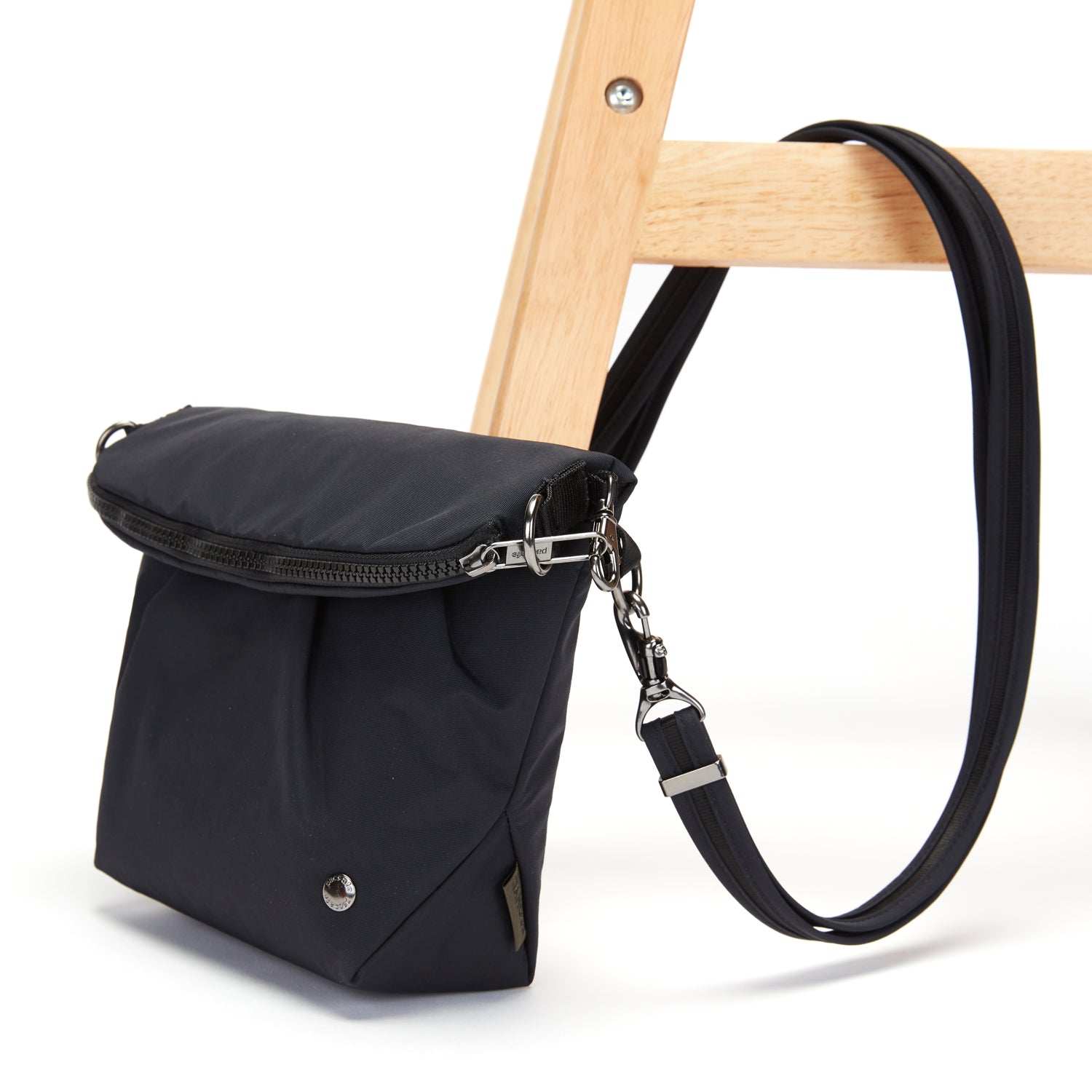 Pacsafe convertible clearance crossbody