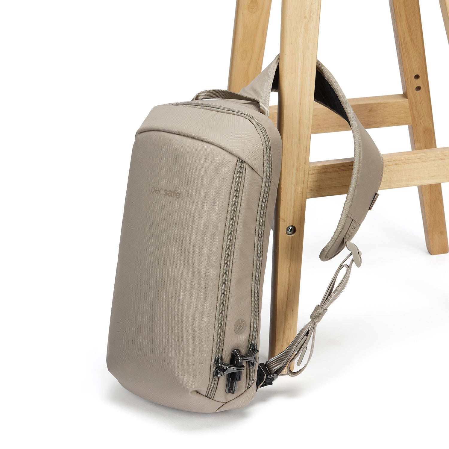 Pacsafe® V Tech Anti-Theft Sling Pack – Pacsafe – Official APAC Store