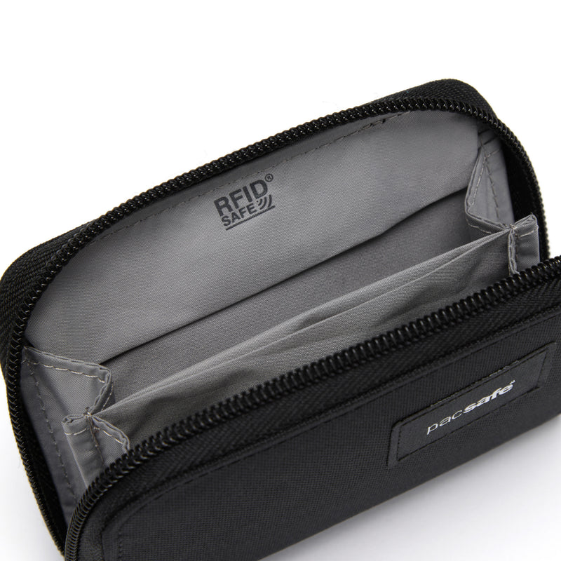 Pacsafe® RFIDsafe™ RFID blocking card wallet, Jet Black