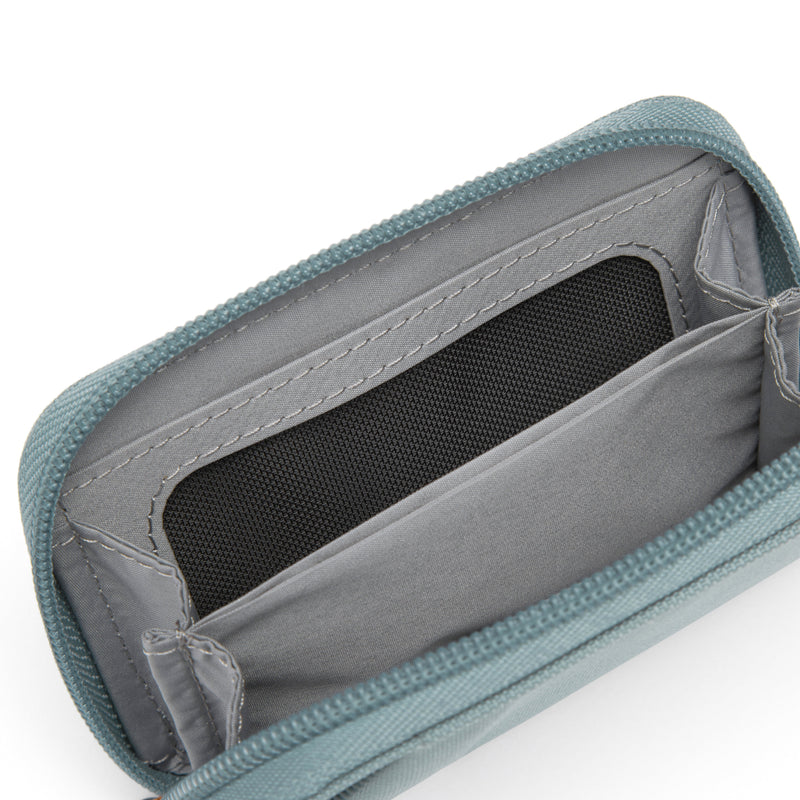 Pacsafe® RFIDsafe™ RFID blocking card wallet, Fresh Mint