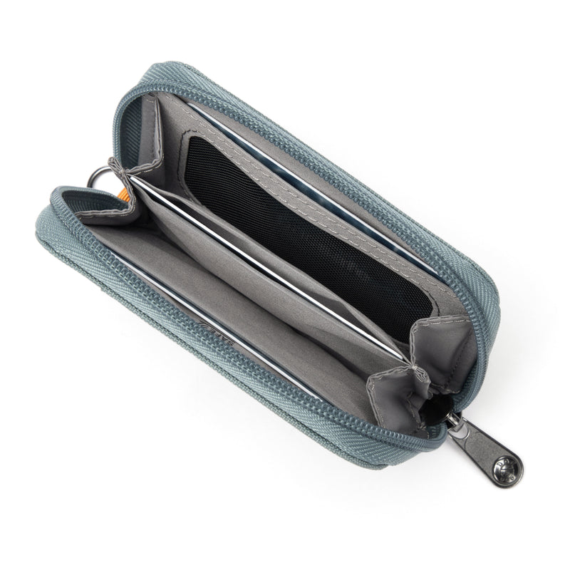 Pacsafe® RFIDsafe™ RFID blocking card wallet, Fresh Mint