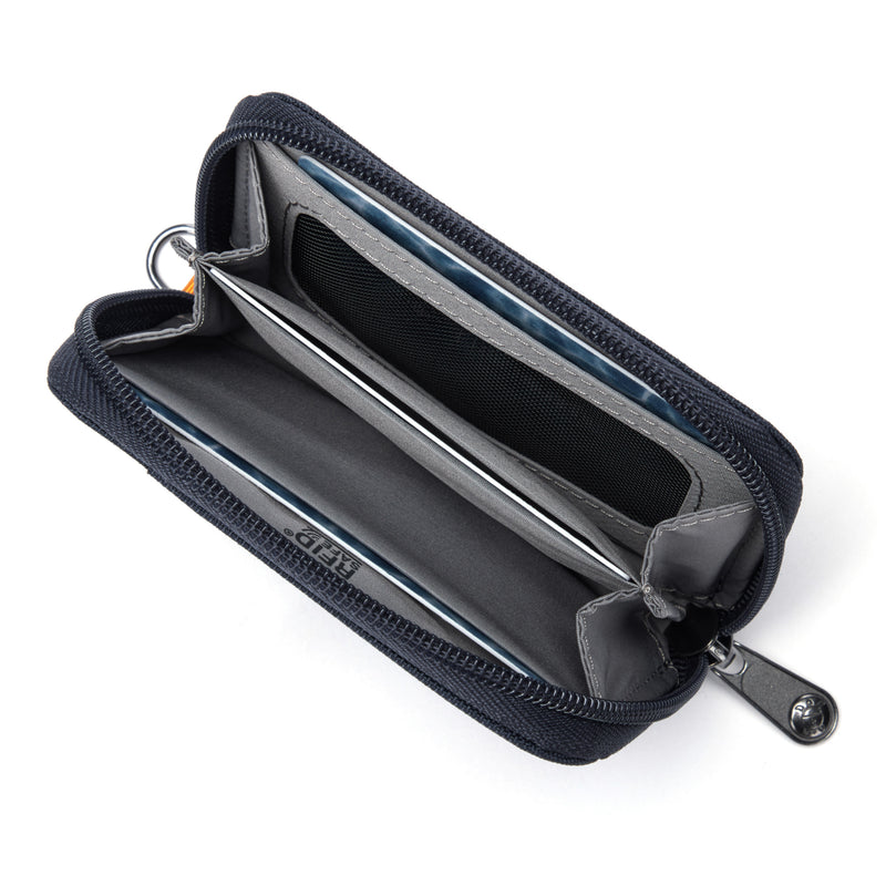 Pacsafe® RFIDsafe™ RFID blocking card wallet, Coastal Blue