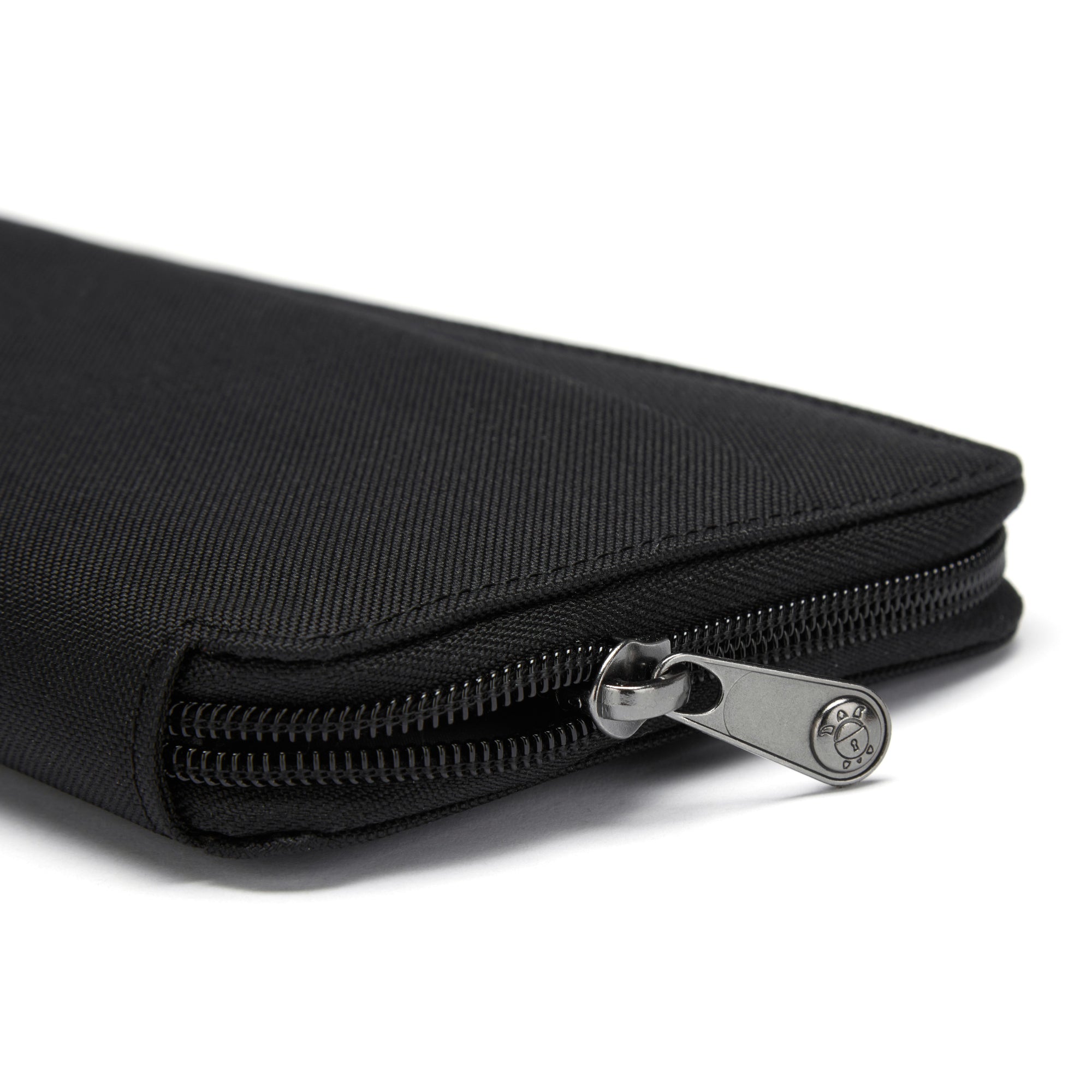Pacsafe® RFIDsafe™ RFID blocking travel wallet, Jet Black
